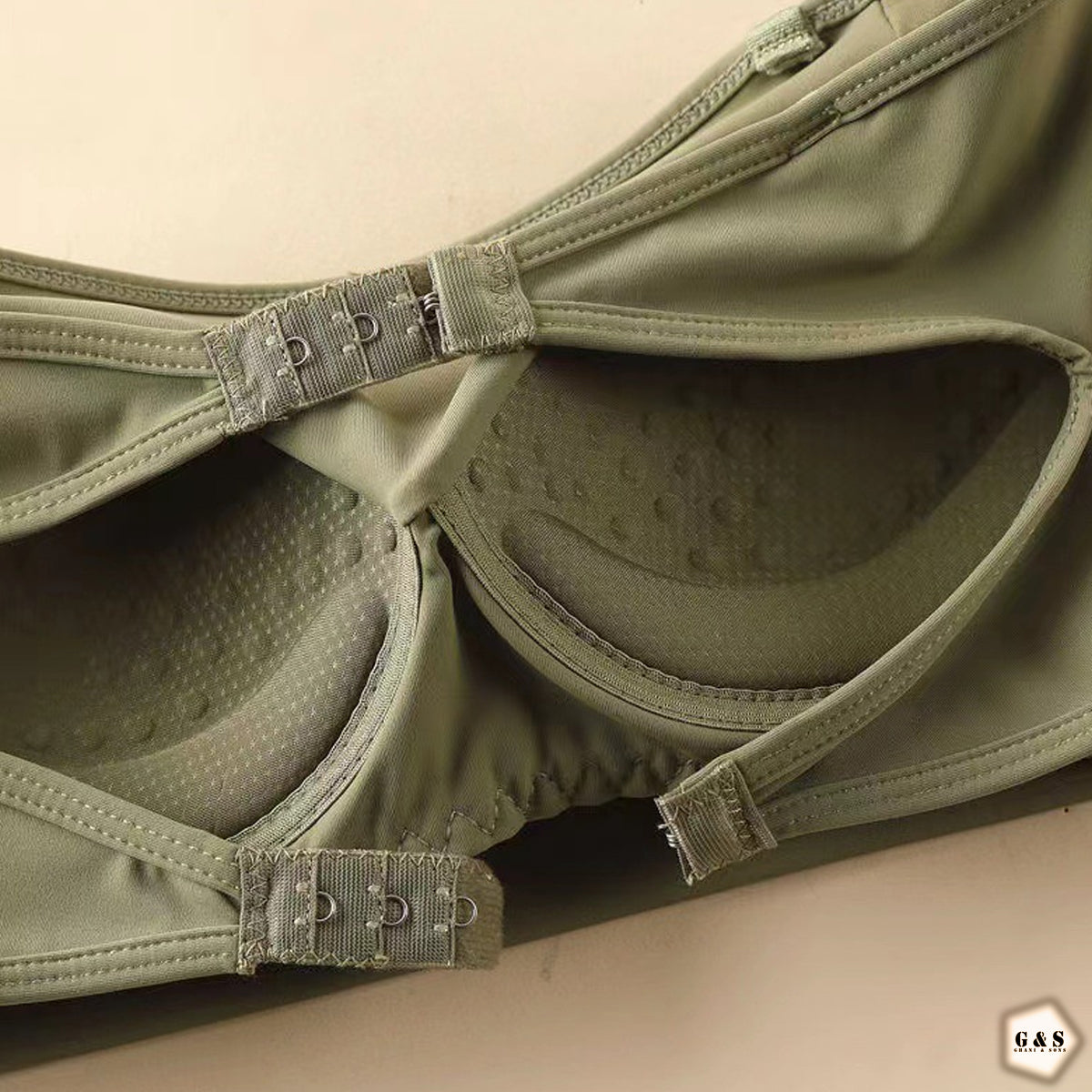 High Quality Pack Of 3 Strapless Bras With 3 Pairs Of Transparent Straps