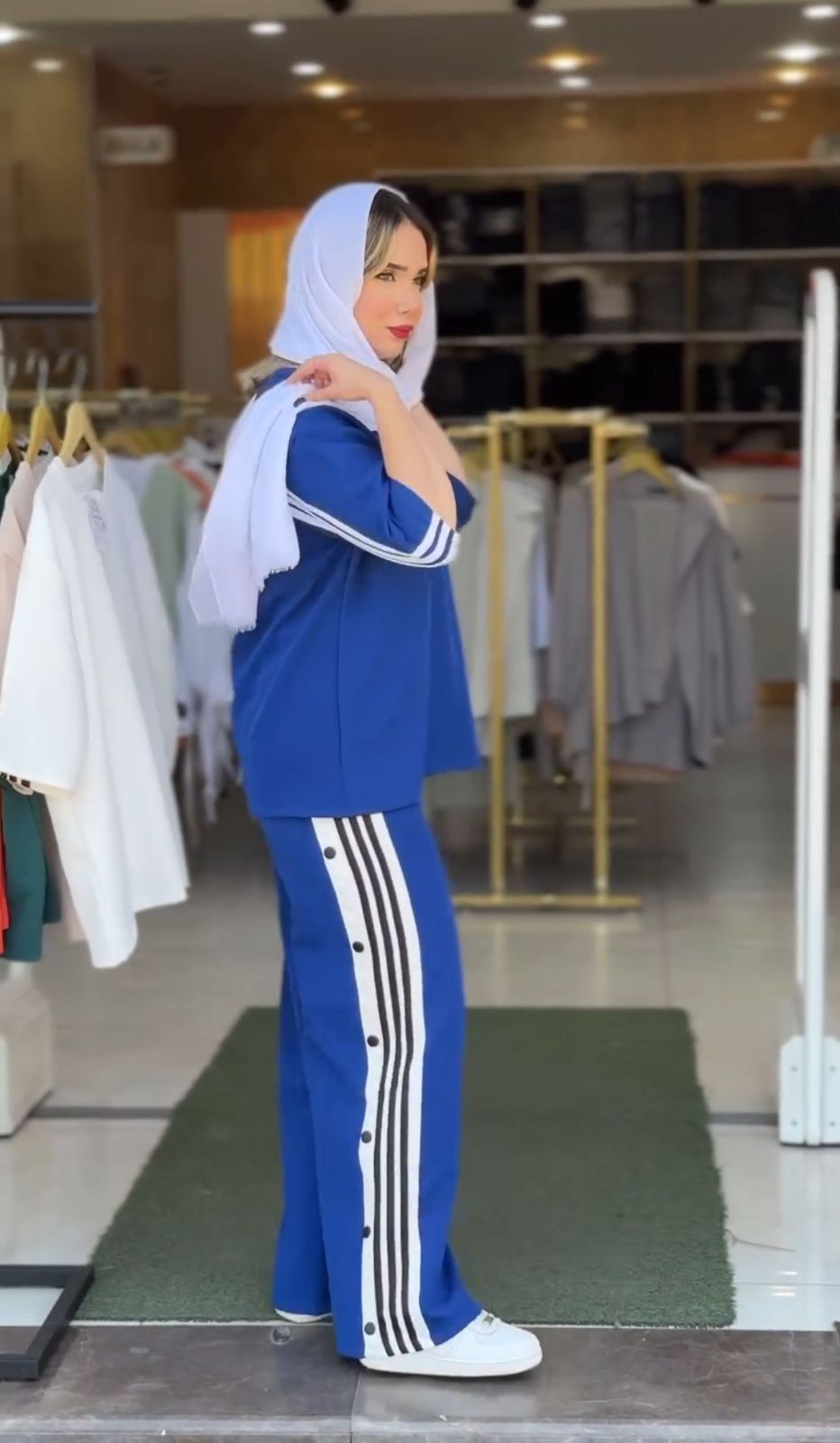 Stripes T Shirt And Jogger Pant CH 416