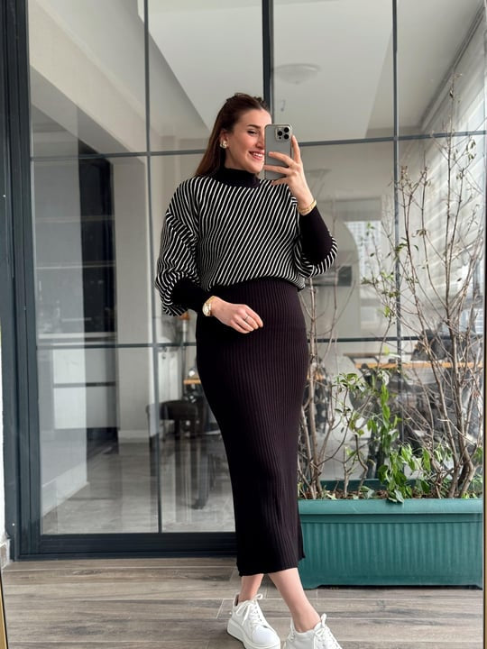 Stripes Printed Stretchable Ribbed Fleece Dress