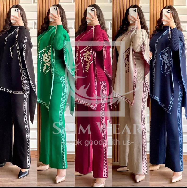 Ready To Wear 3 Pcs Winter Fleece Outfit CH-370