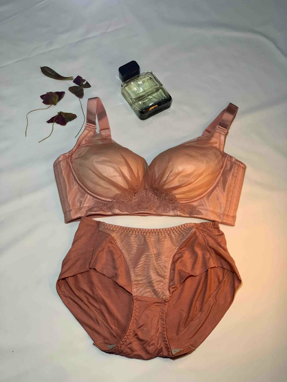 Imported Premium Quality Padded Flower Lace Bra Set ( BRA + UNDERWEAR )