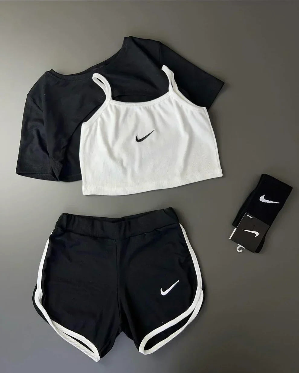 Matching tripe set upper shirt inner shirt with boxer short for women